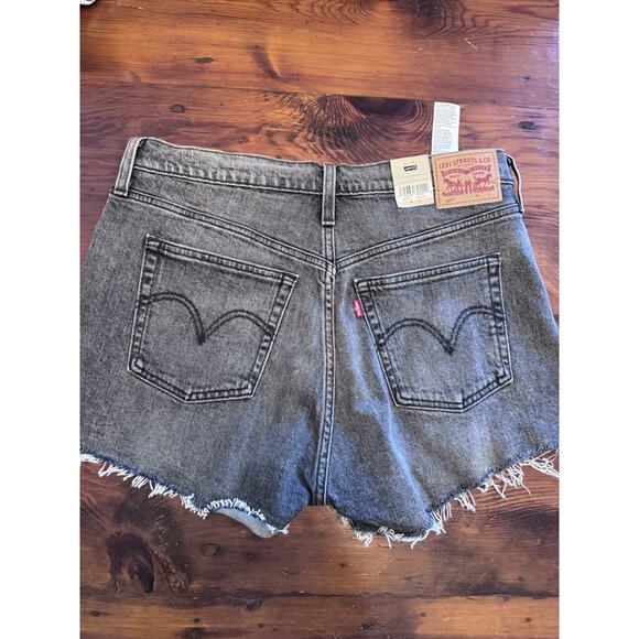 Levi's Premium 501° ORIGINAL FIT HIGH RISE WOMEN'S SHORTS Faded Black Sz 31 NWT - Picture 4 of 16